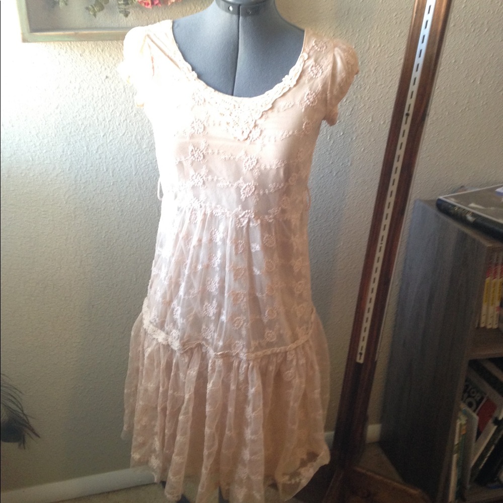 Pink Romantic Tiered Lace Dress